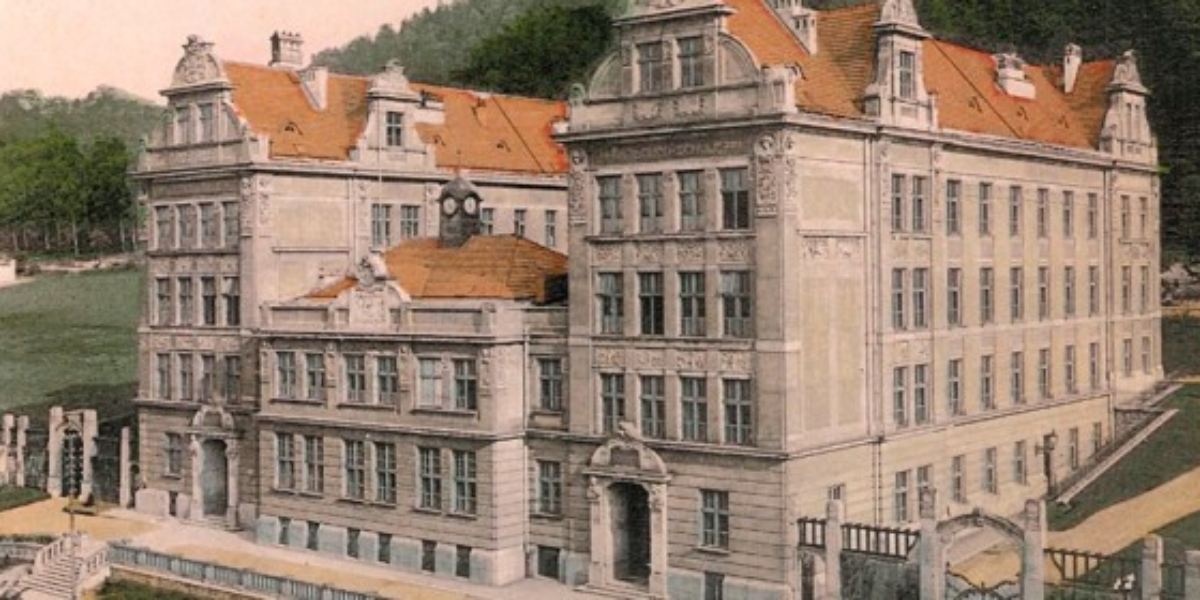 Základní škola Dukelských hrdinů